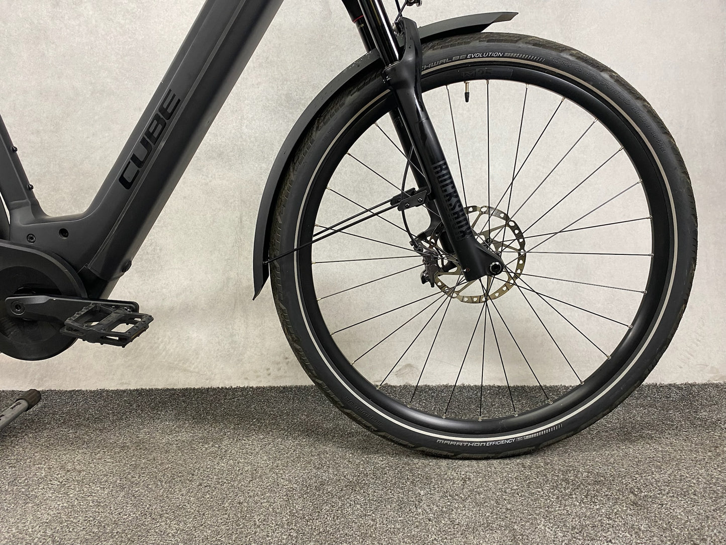 Cube Kathmandu Hybrid SLT 750