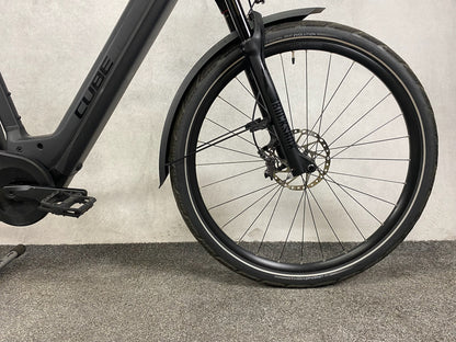 Cube Kathmandu Hybrid SLT 750