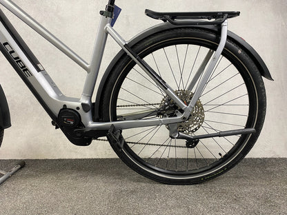 Cube Kathmandu Hybrid SLX 750