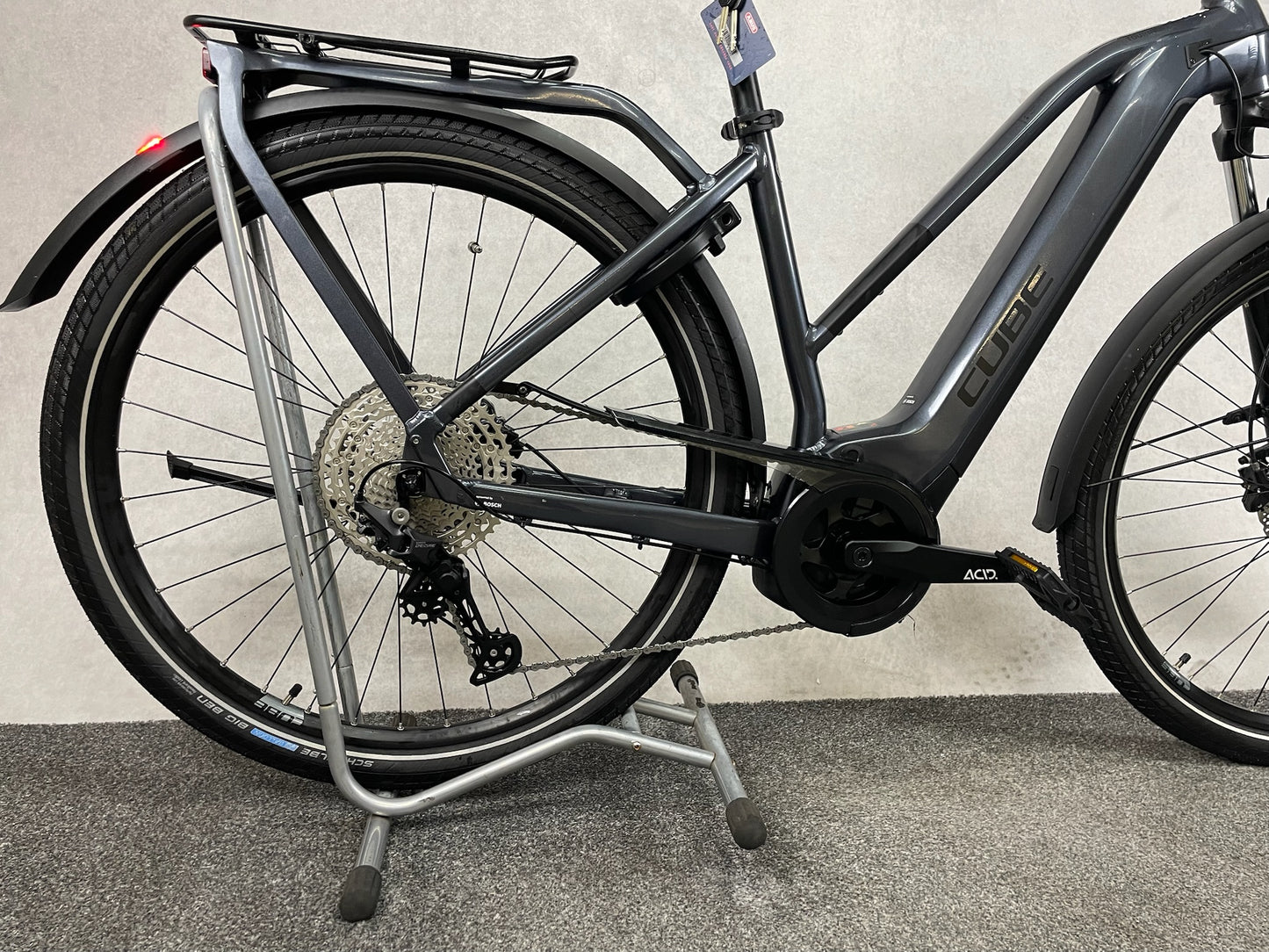 Cube Touring hybrid Pro 625
