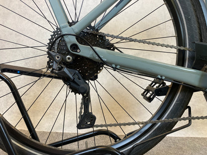 Cube Kathmandu Hybrid ONE 750