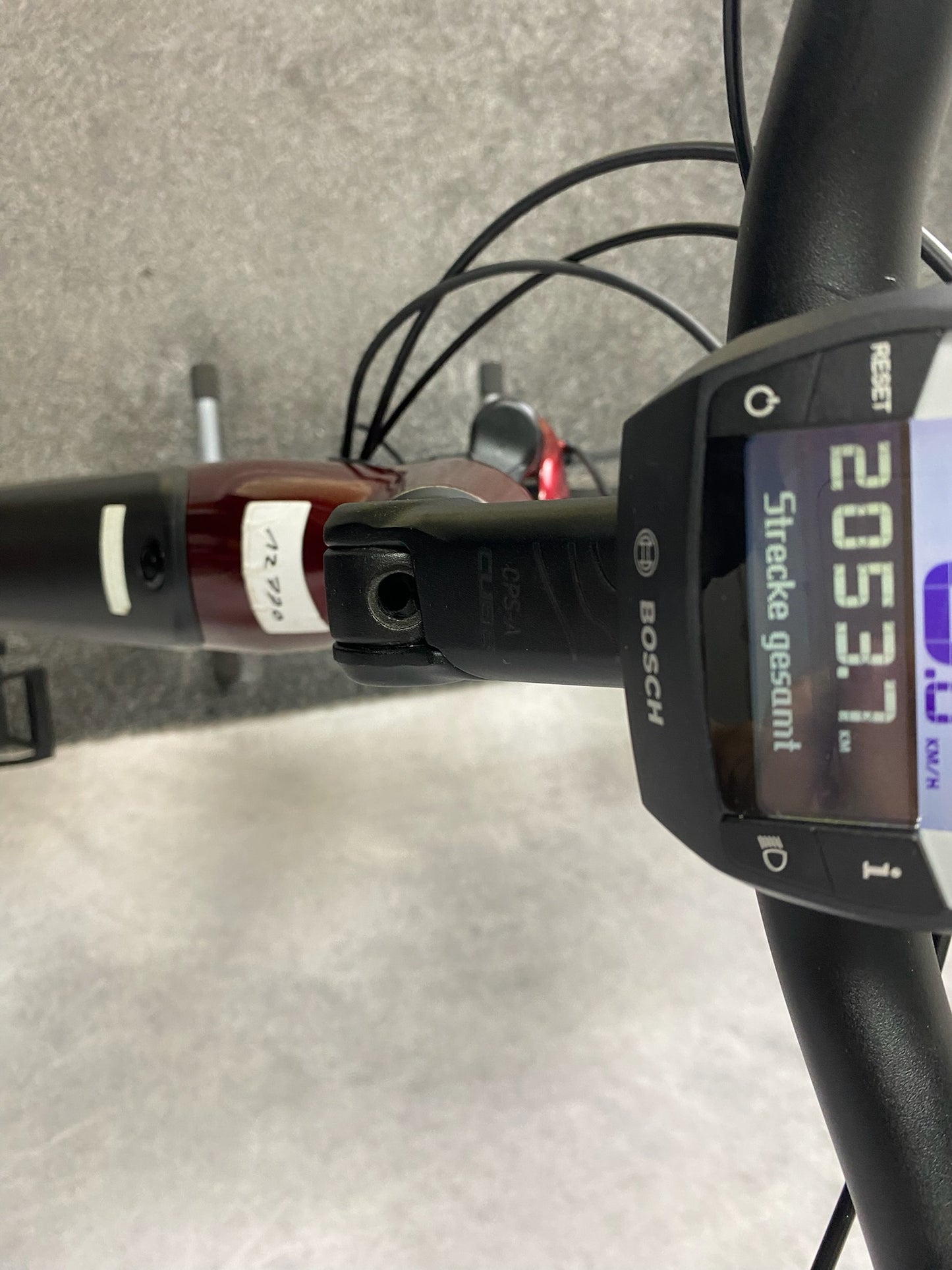 Cube Supreme Hybrid Pro 500
