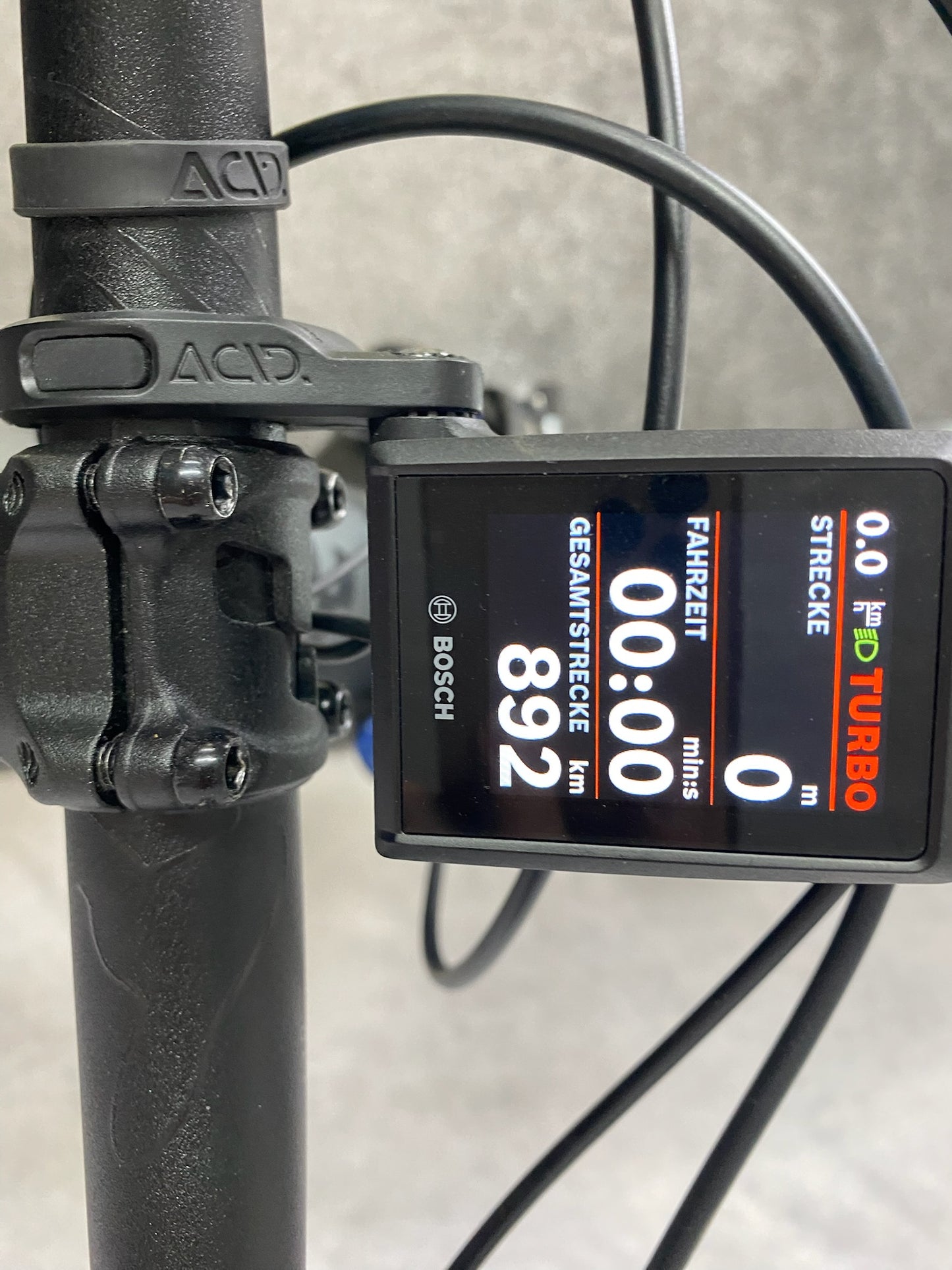 Cube Kathmandu Hybrid Pro 750
