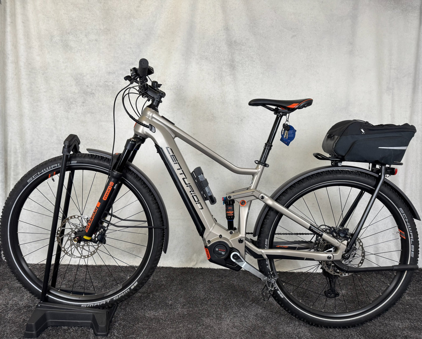 Centurion Lhasa E R2600i EQ