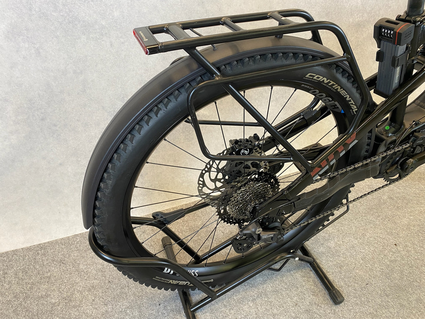Nox Cycles Hybrid Tour 5.1 Sachs, Comp