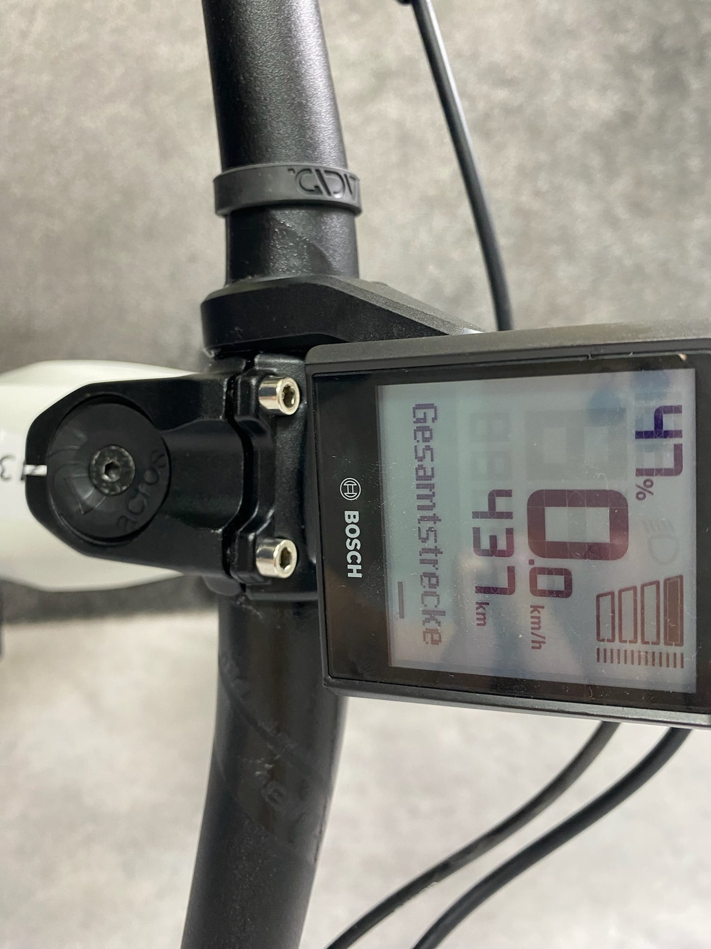 Cube Reaction Hybrid One 625