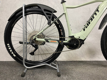 Giant Fathom E+2