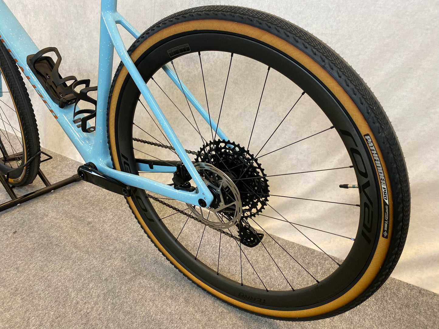 SPECIALIZED Diverge Expert Carbon individual