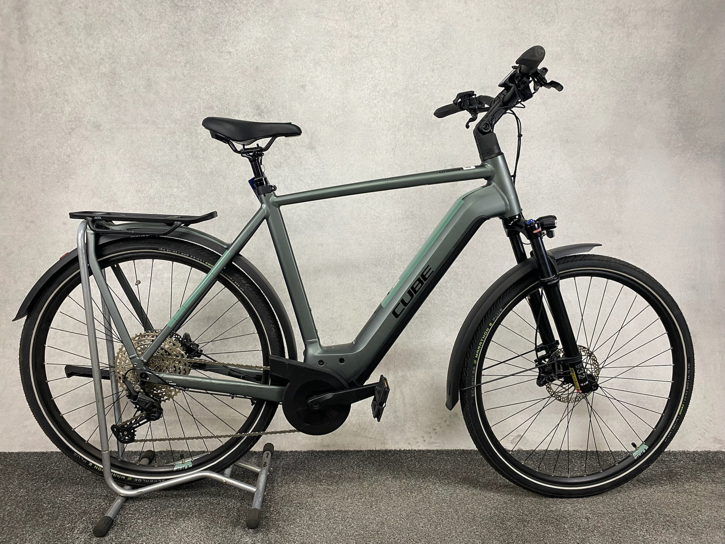 Cube Kathmandu Hybrid EXC 750