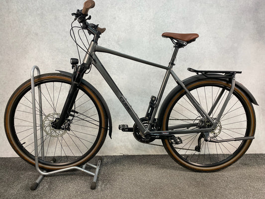 Cube Kathmandu SLX