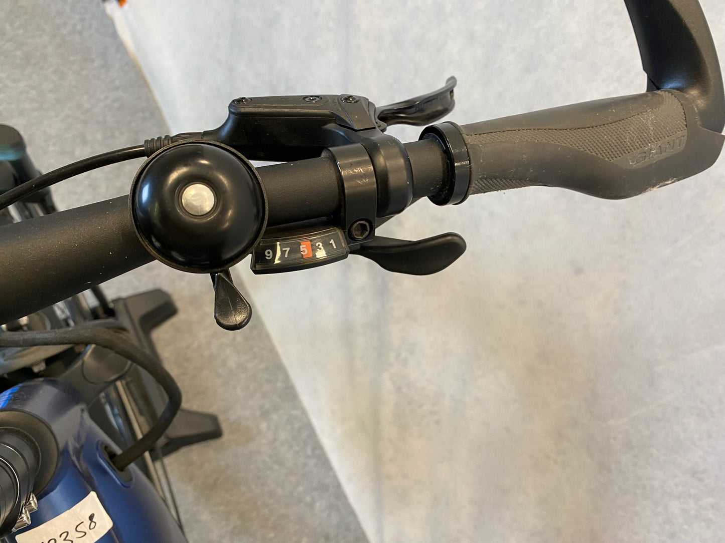 Giant Explor E+2 STA