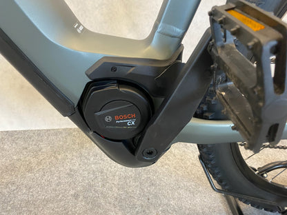 Cube Reaction Hybrid Pro