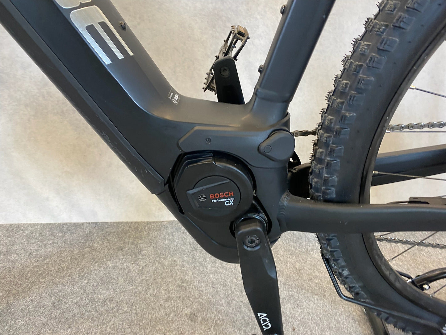 Cube Reaction Hybrid SL 29