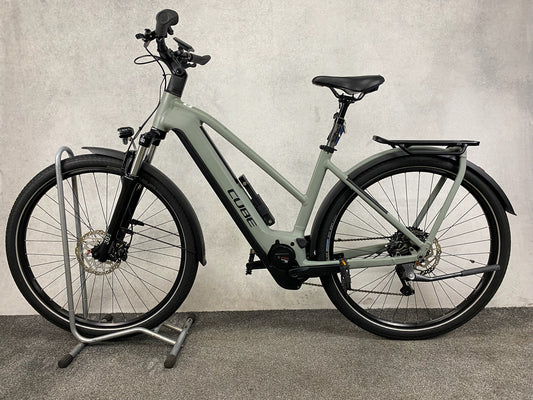 Cube Kathmandu Hybrid One