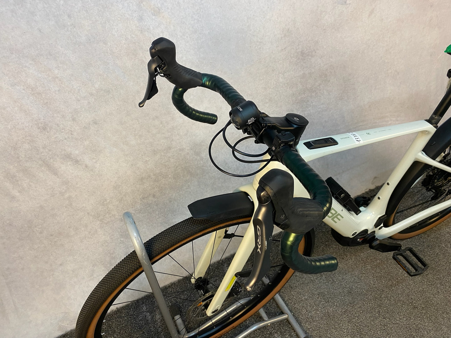 Cube Nuroad Hybrid C:62 Race 400X