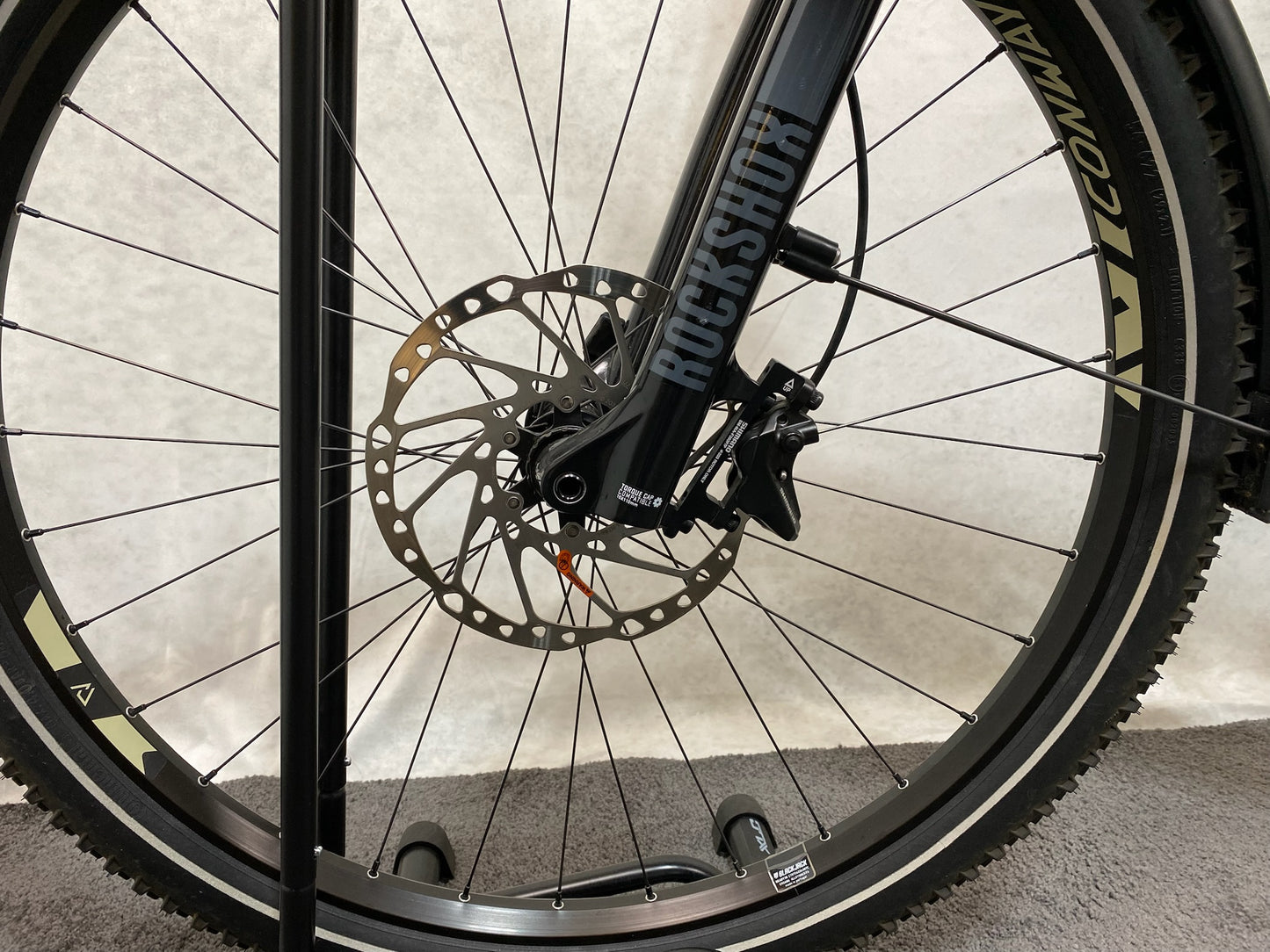 Conway XYRON  SUV 2.9