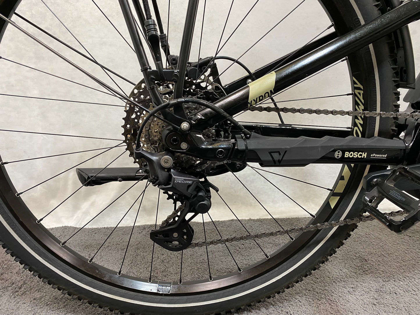 Conway XYRON  SUV 2.9