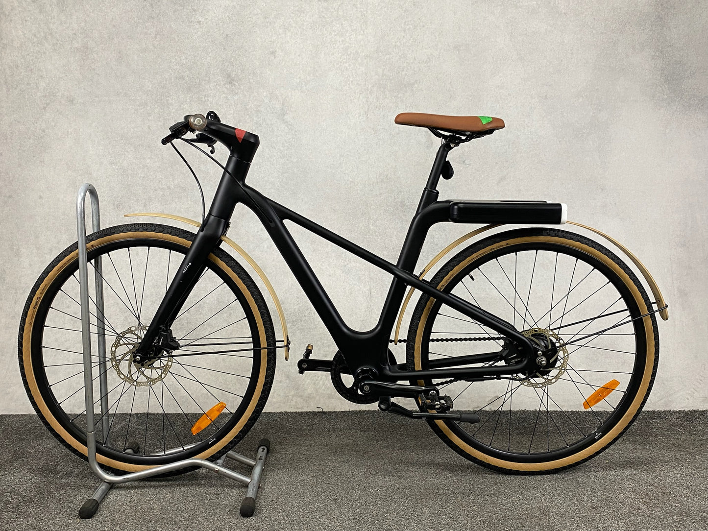 Angell ANGELL S CB MUD STAN