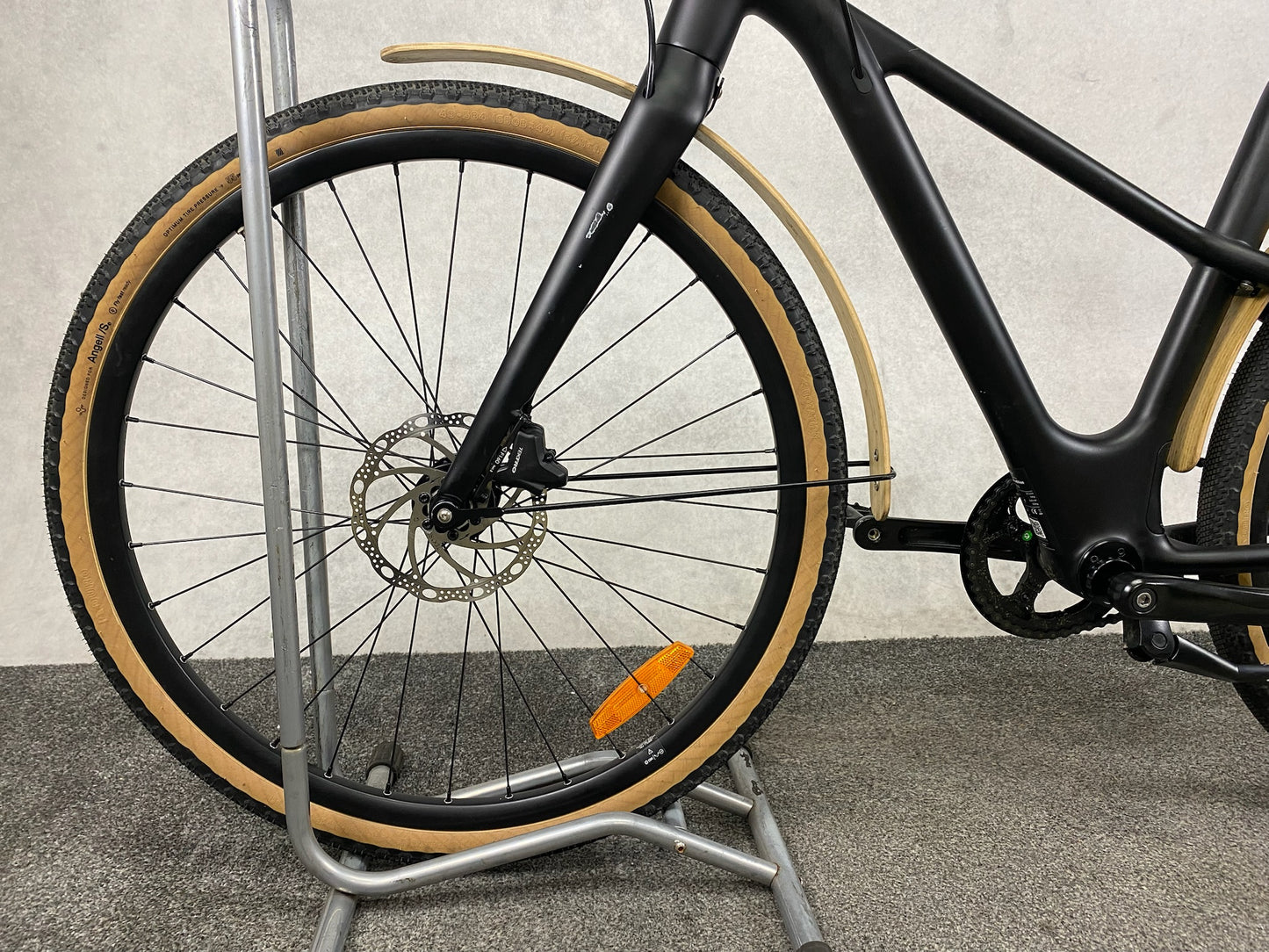 Angell ANGELL S CB MUD STAN