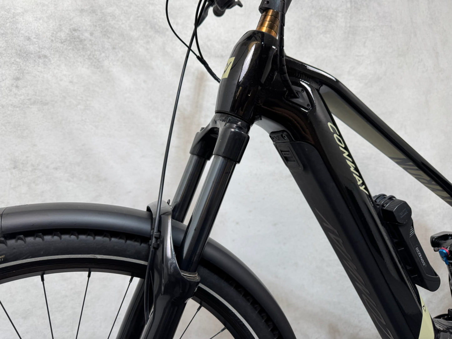 Conway Xyron Suv  2.9