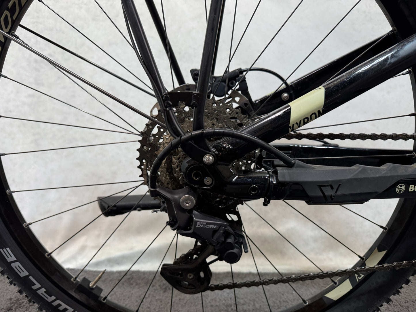 Conway Xyron Suv  2.9