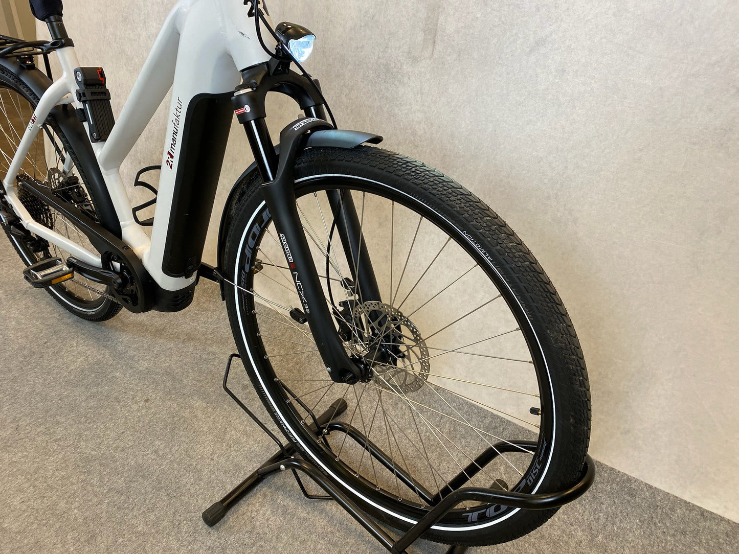 2R Manufaktur ELX 11 Trapez