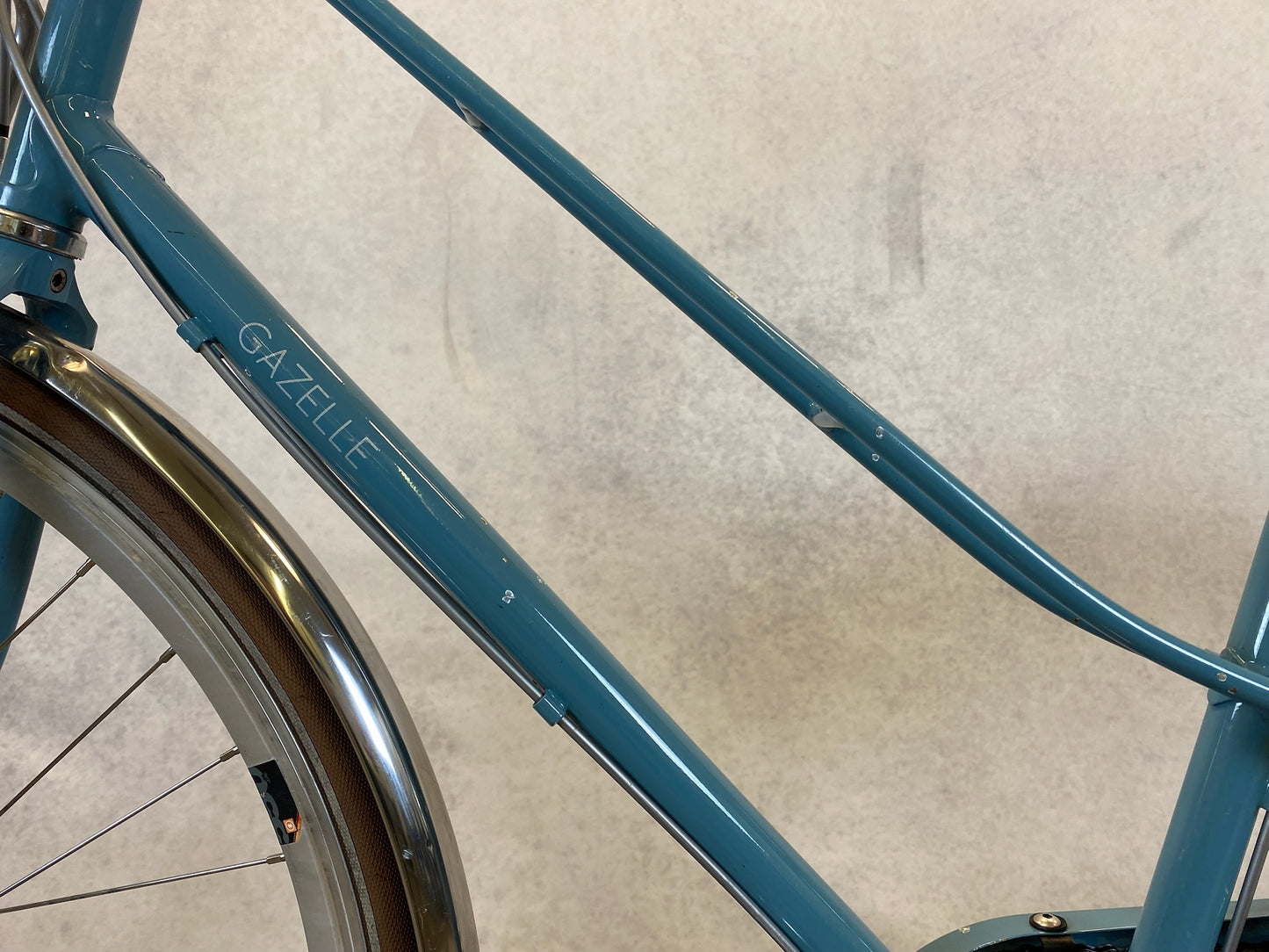 Gazelle Van Steal