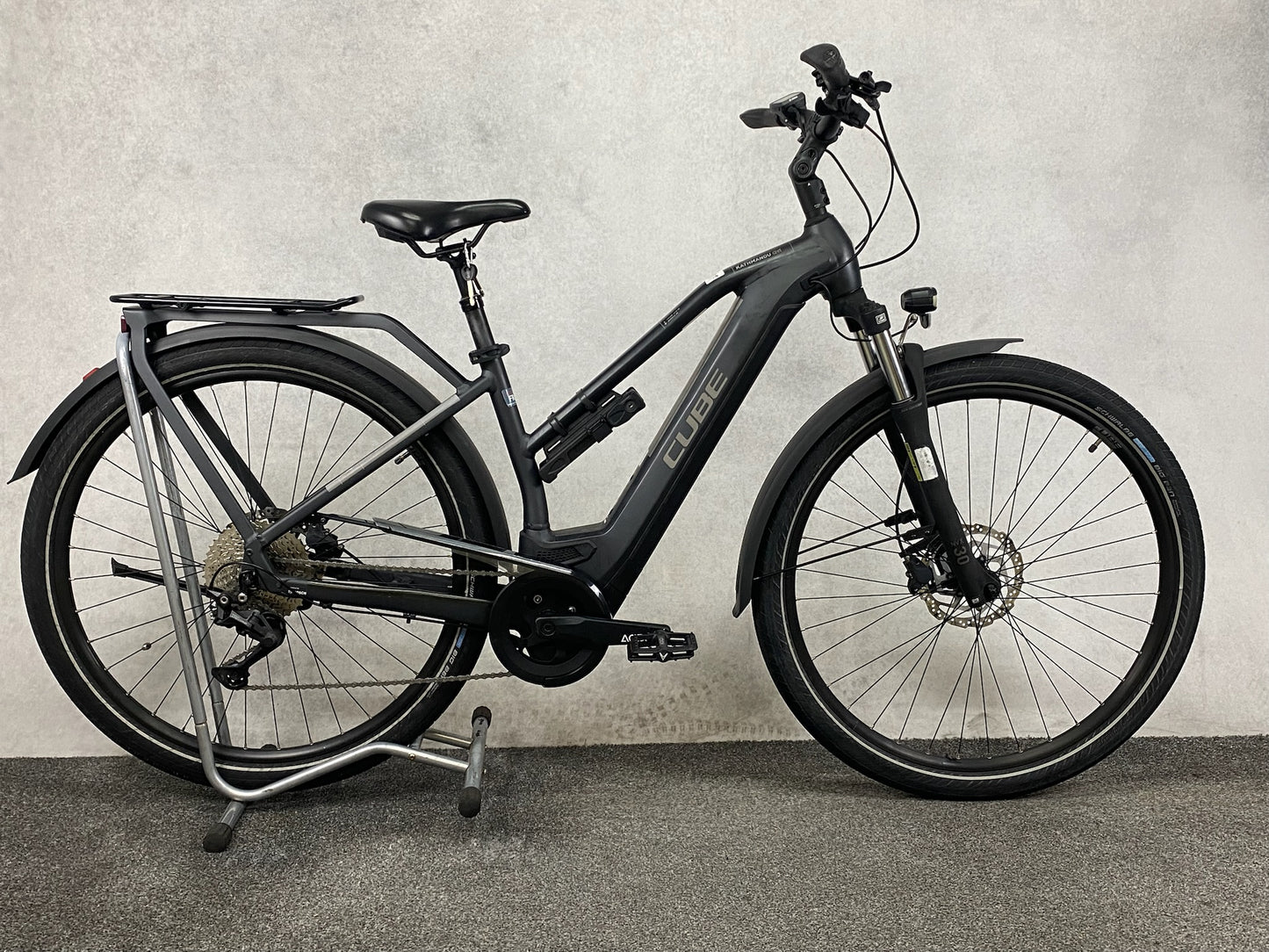 Cube Kathmandu Hybrid One 625