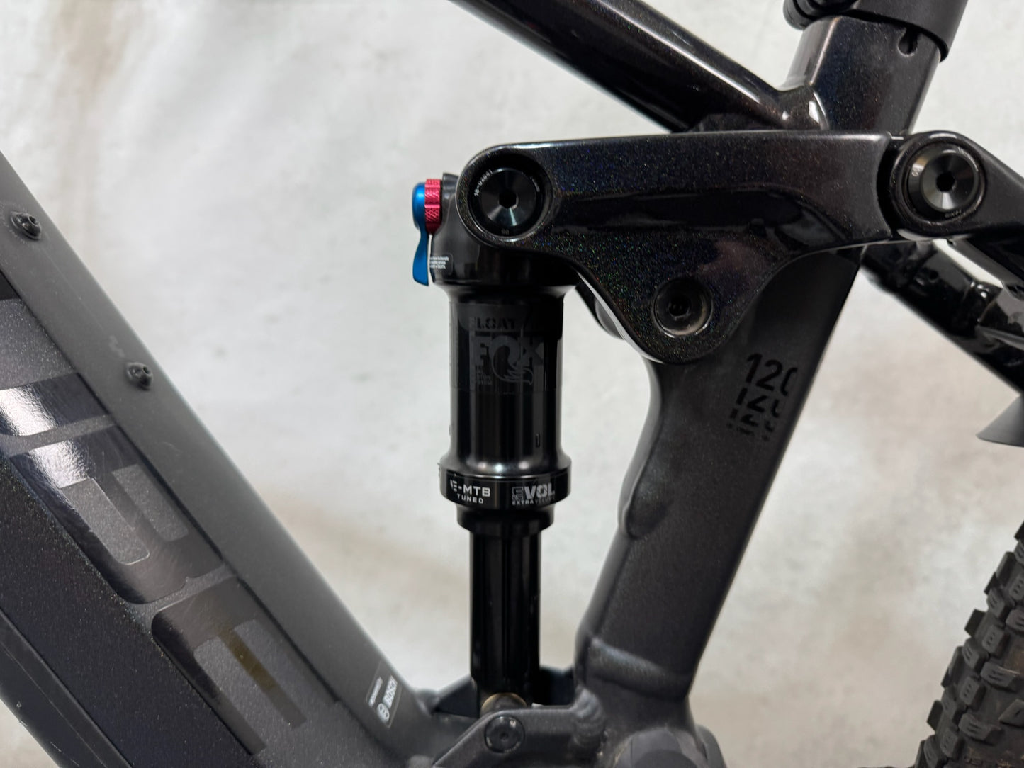 Cube Stereo Hybrid 120 SLT