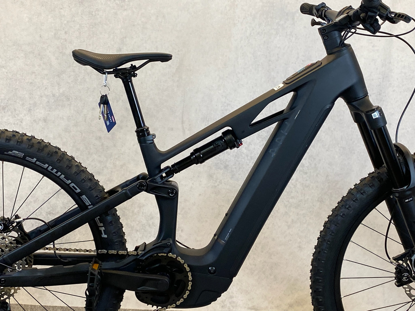 Cube Stereo Hybrid ONE 44 HPC Race 800