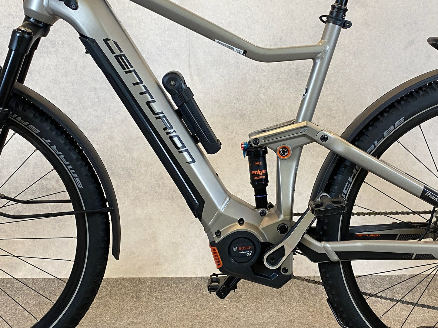 Centurion Lhasa ER 2600I