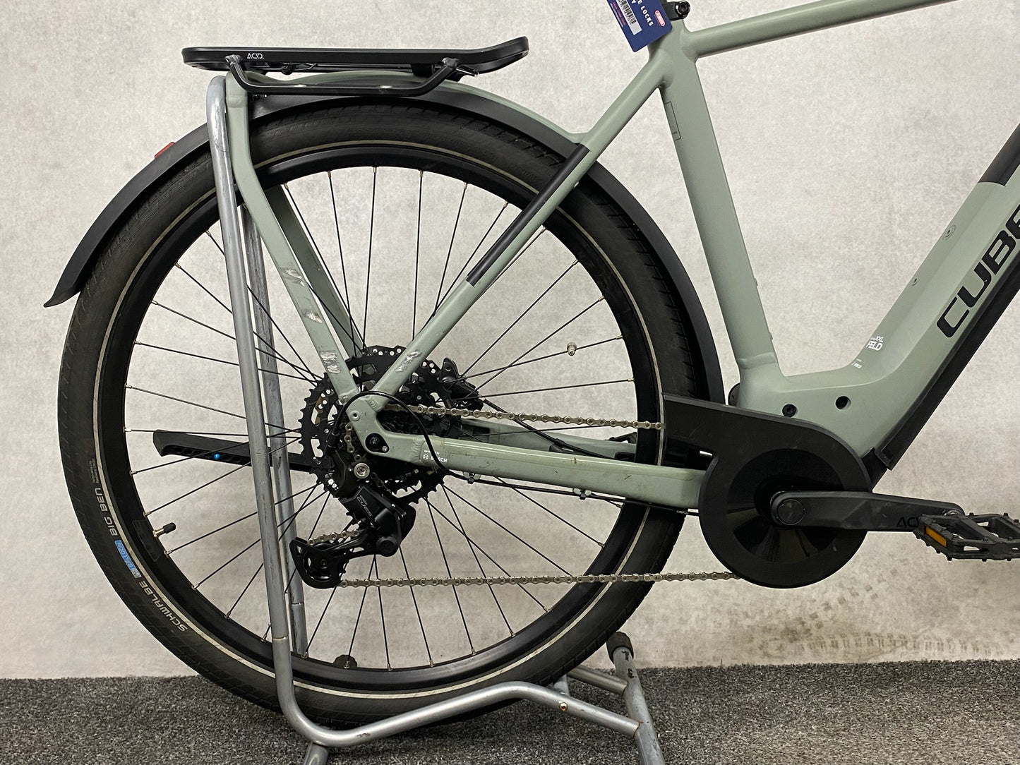 Cube Kathmandu Hybrid ONE 750