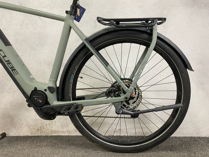 Cube Kathmandu Hybrid ONE 750