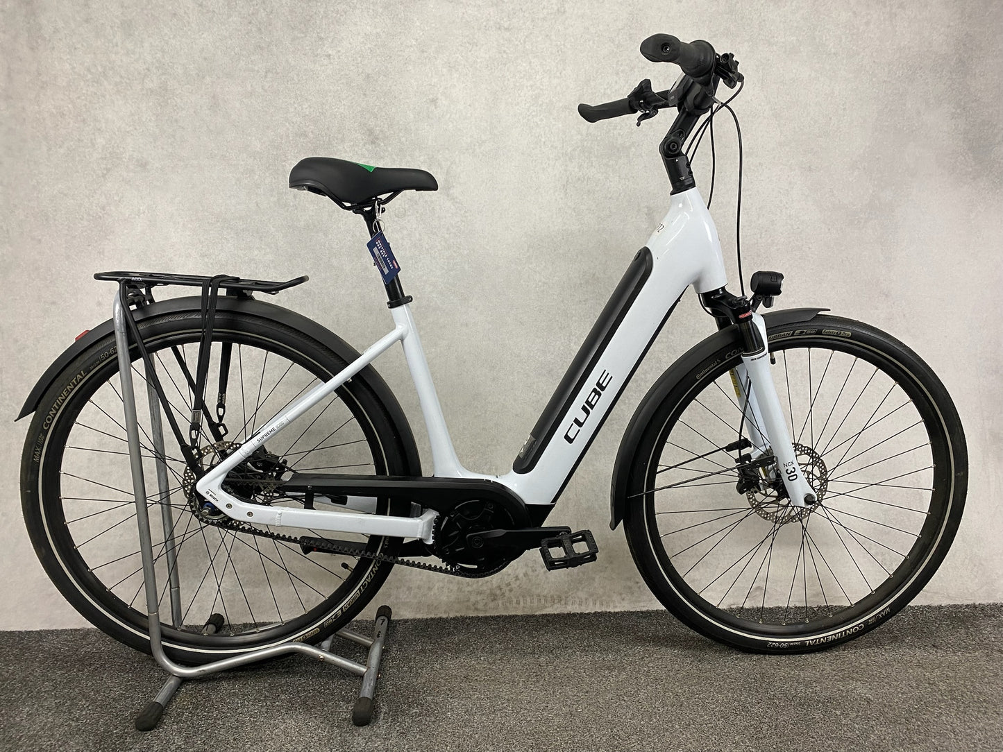 Cube  Supreme Hybrid EXC 625 Wave