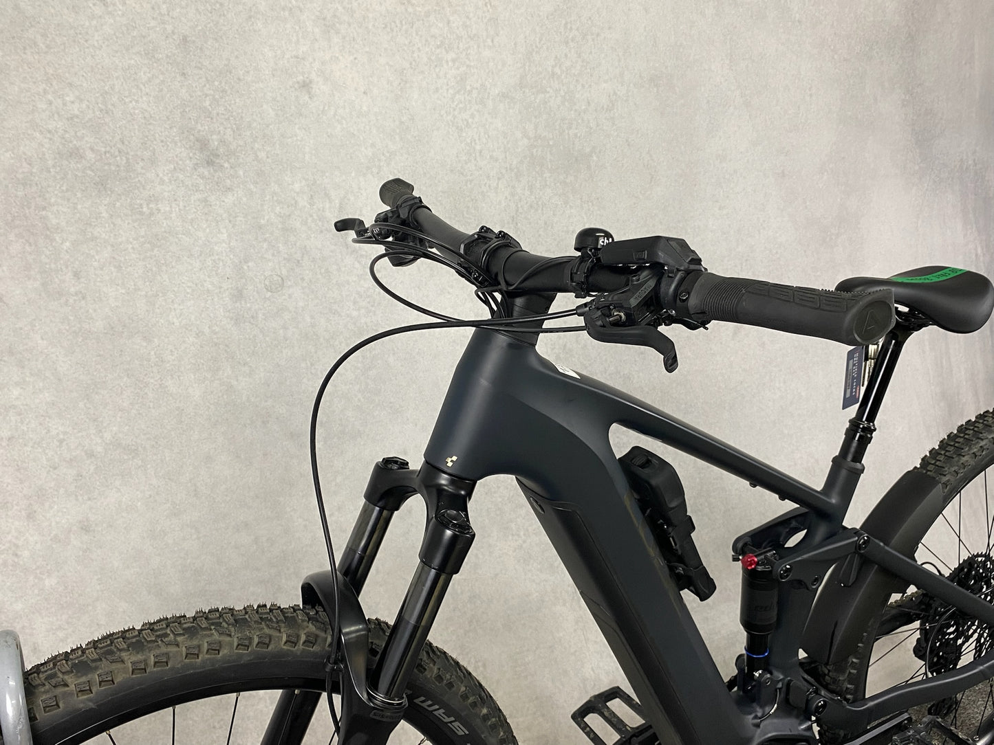 Cube Stereo Hybrid One22 Pro 800 29