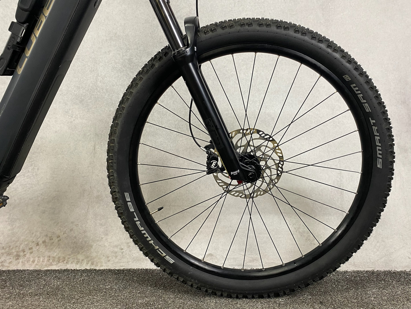 Cube Stereo Hybrid One22 Pro 800 29