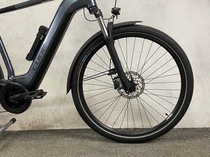 Cube Touring Hybrid Pro 625