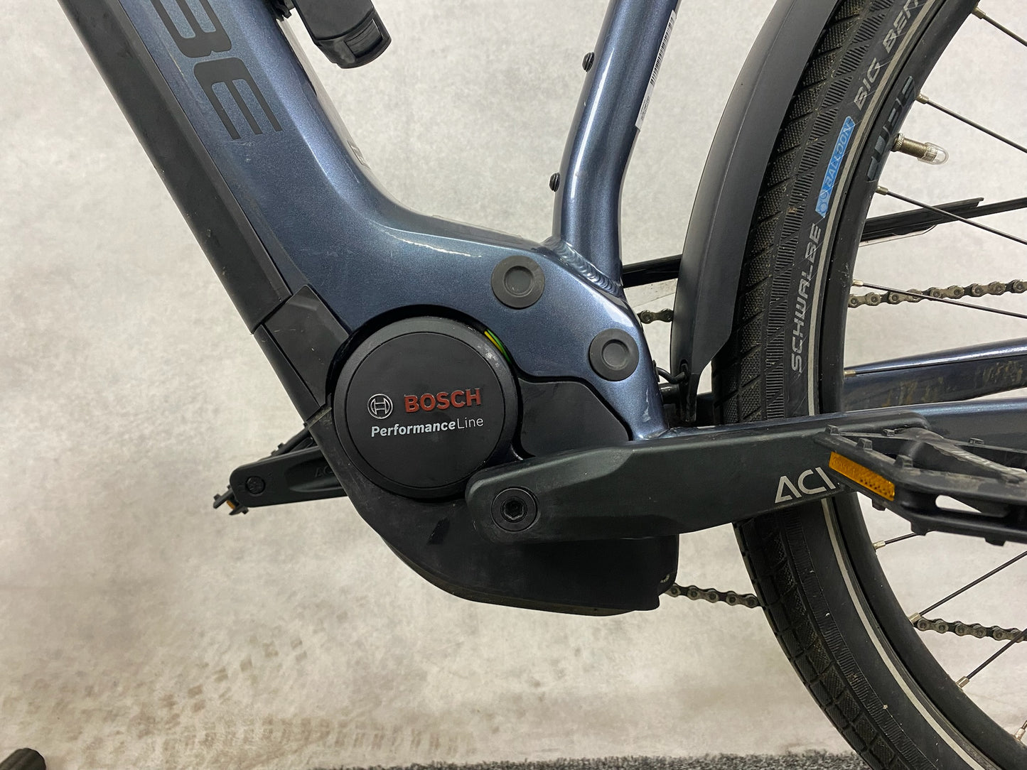 Cube Touring Hybrid Pro 625