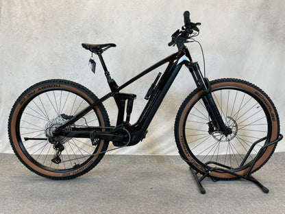 Cube Stereo Hybrid 140 Race 750 liquidred M