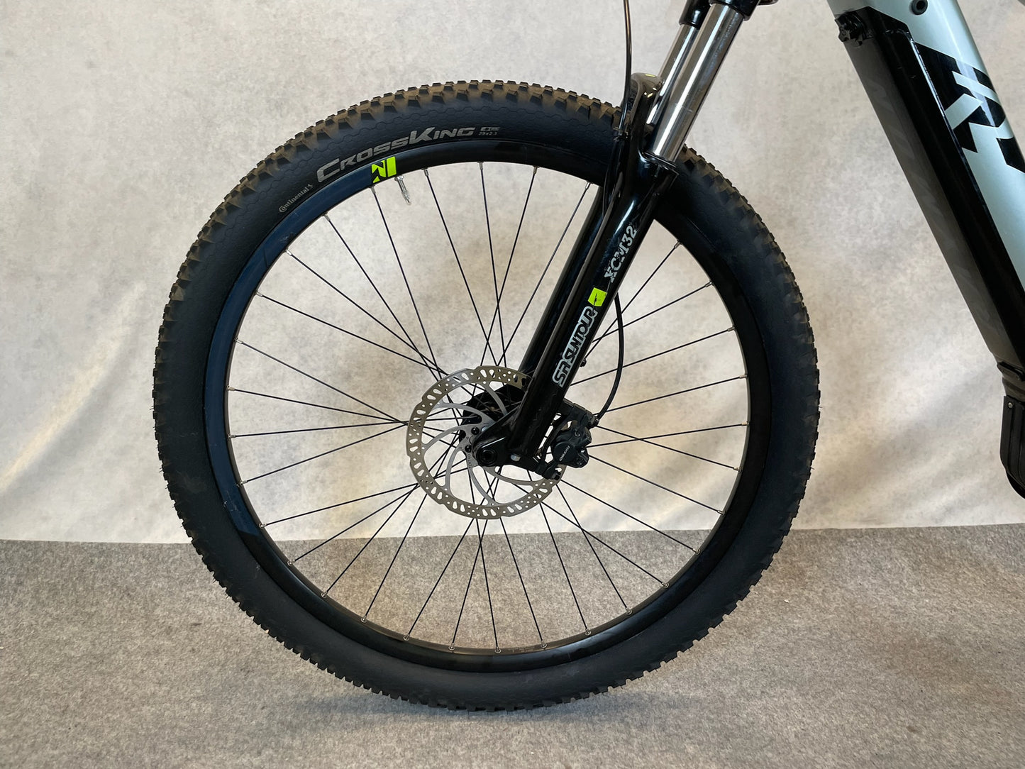 R Raymon HardRay E 5.0  29