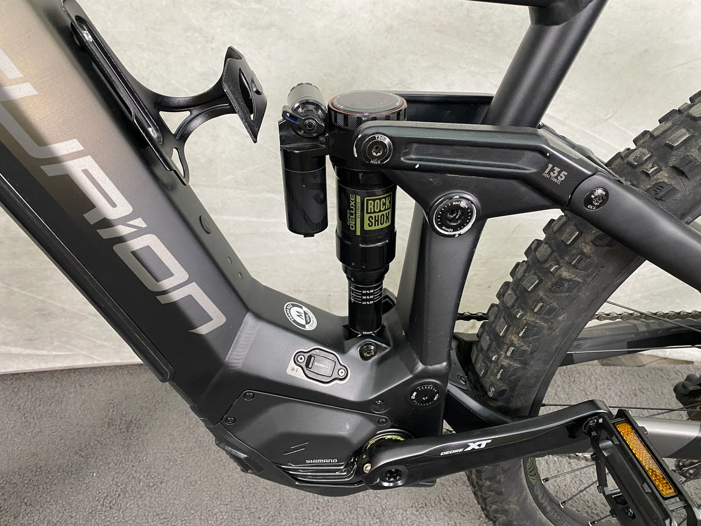 Centurion No Pogo F3000i