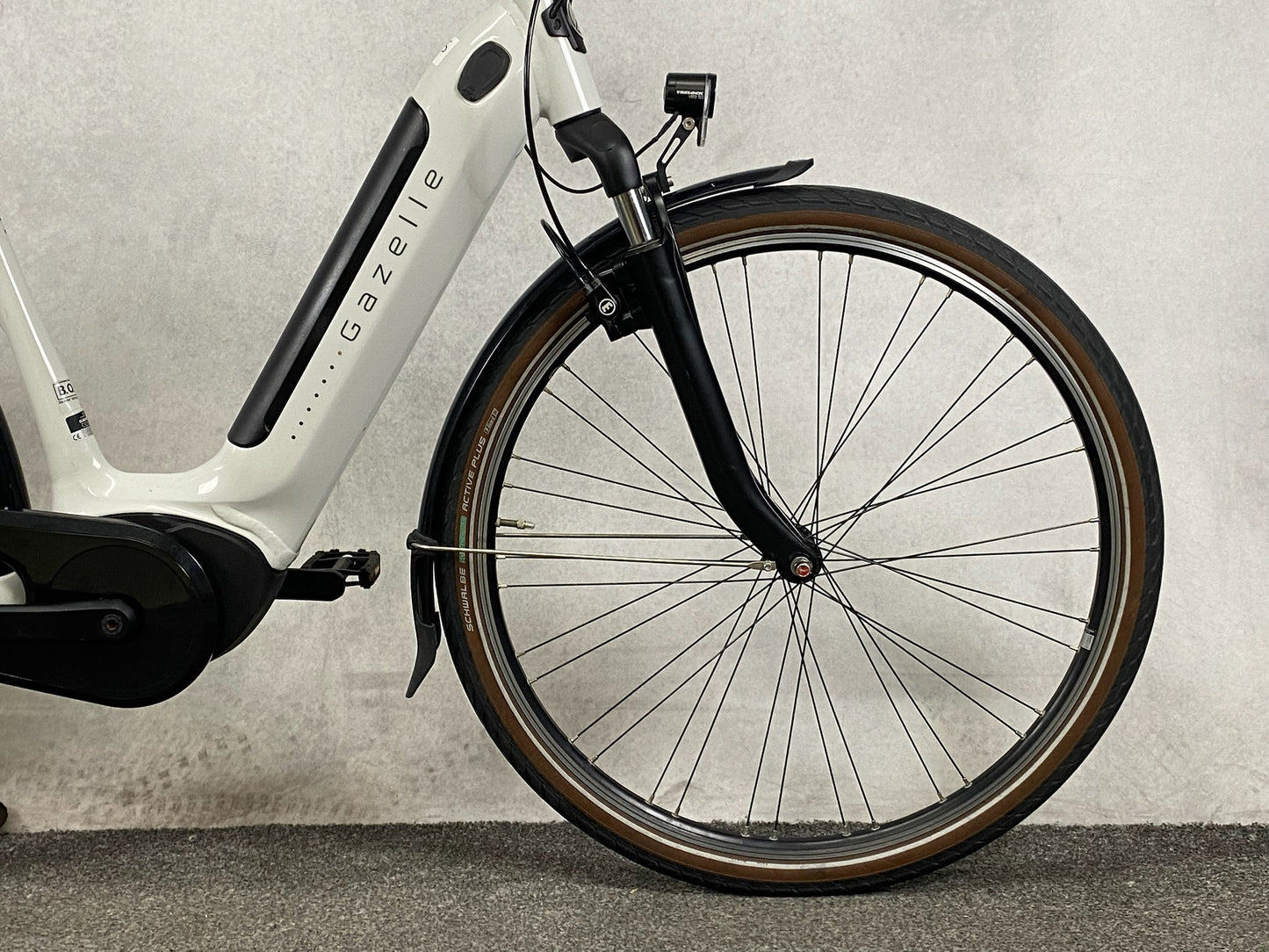 Gazelle Arroyo C7+ HMB Elite Platin