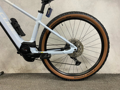 Cube Reaction Hybrid Pro