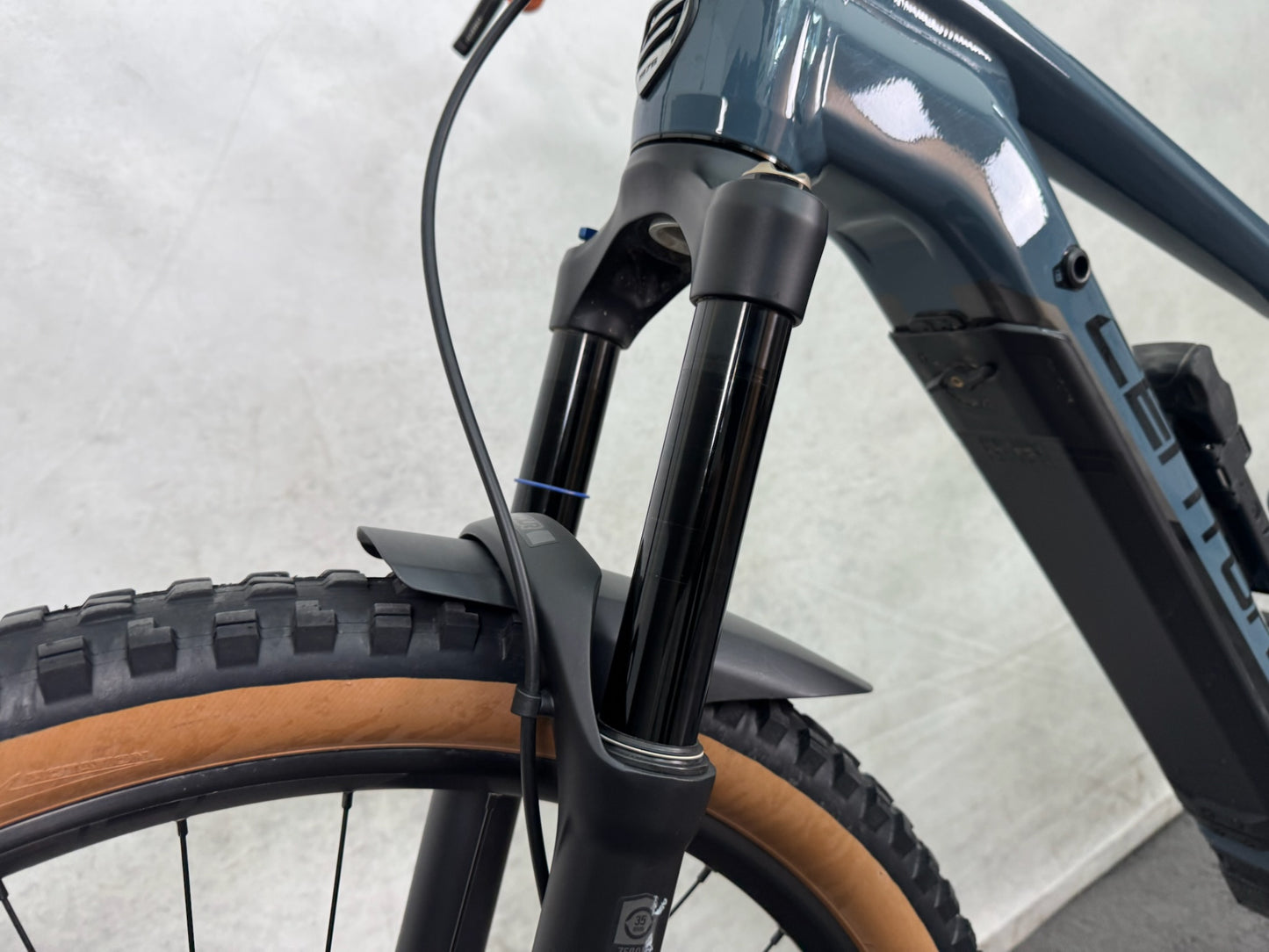 Centurion No Pogo F800i