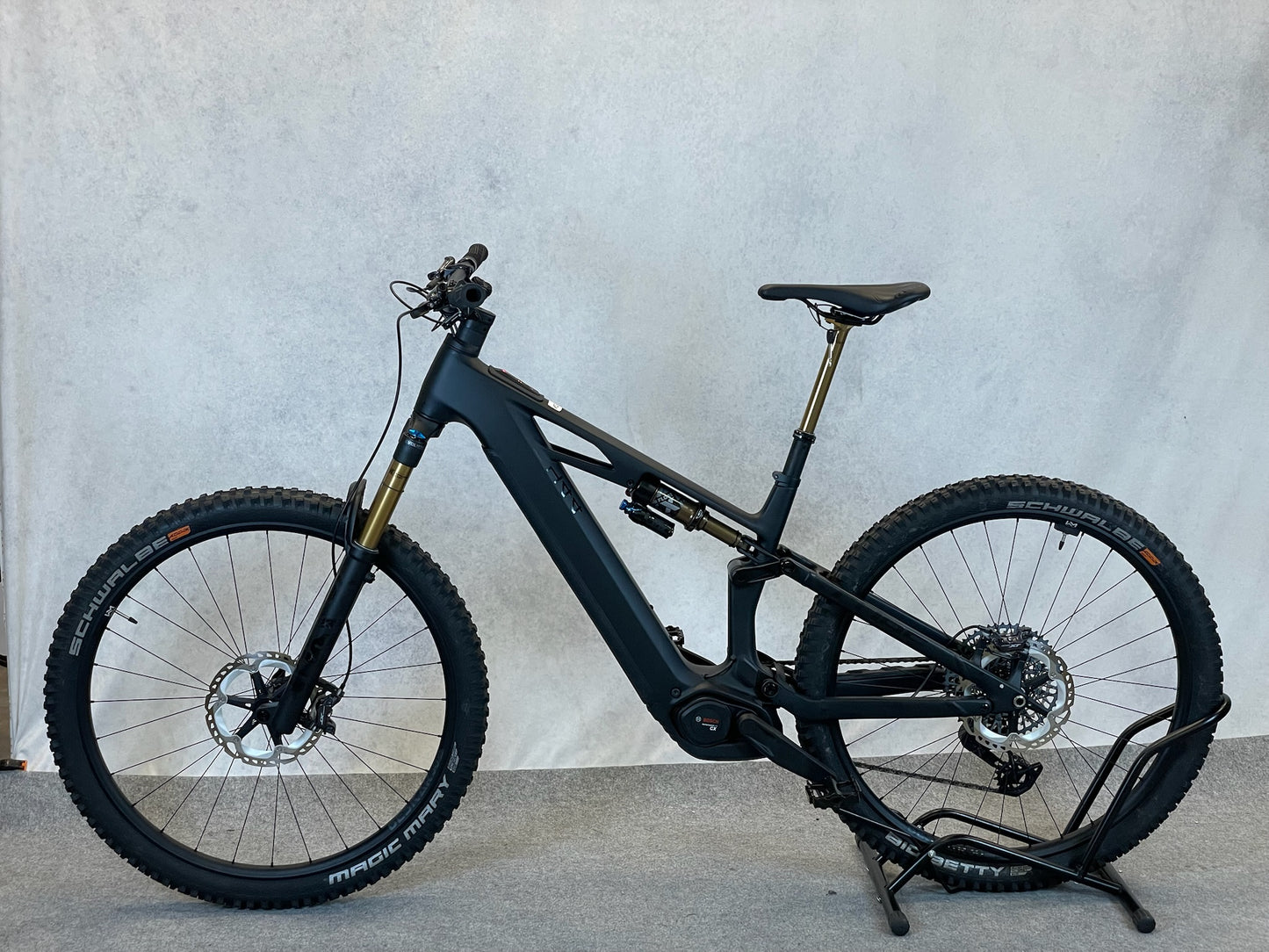 Cube Stereo Hybrid ONE44 HPC AT 800