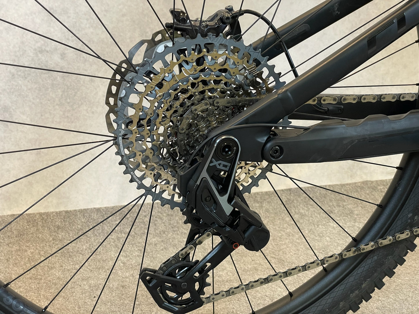 Cube Stereo Hybrid ONE44 HPC AT 800