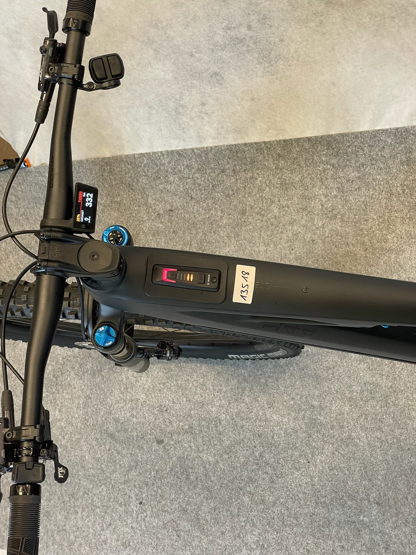 Cube Stereo Hybrid ONE44 HPC AT 800