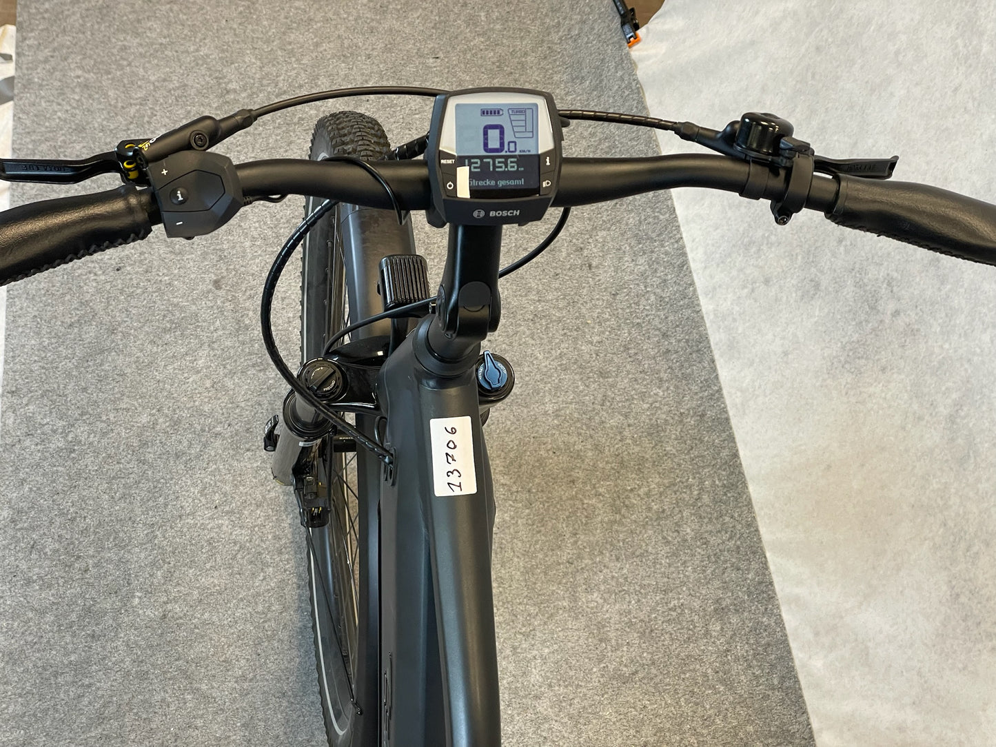 Advanced E Bike Adv Tech trekking