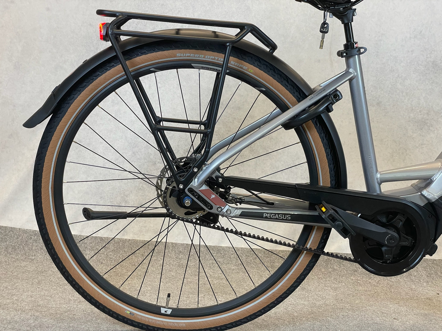 Pegasus Premio Evo 5 R