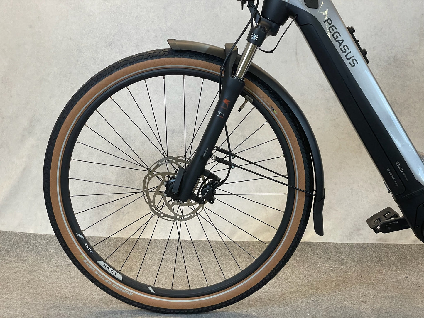 Pegasus Premio Evo 5 R